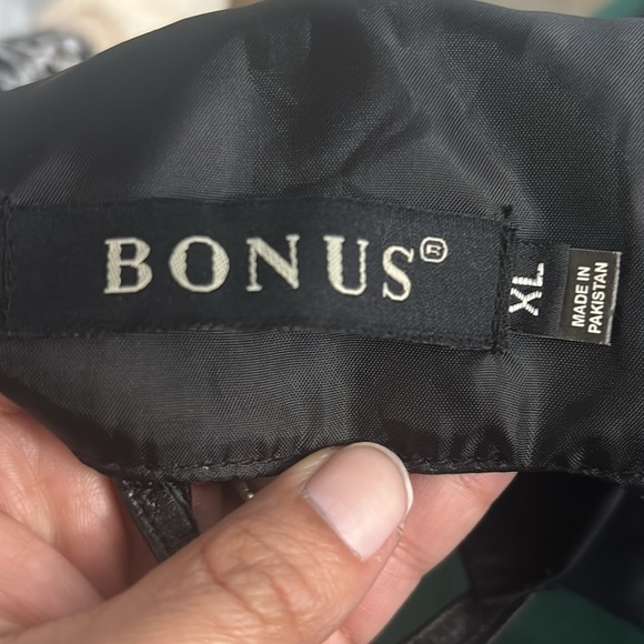 Bonus Black Leather Cropped Top Size XL - Picture 5 of 5